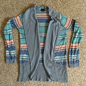 Cardigan sweater